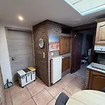 Apartchrisbea