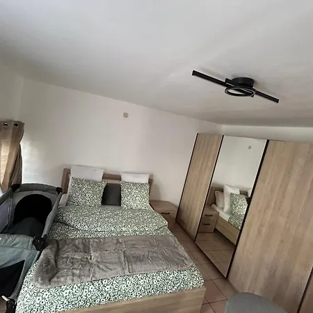 Apartchrisbea Ναμούρ